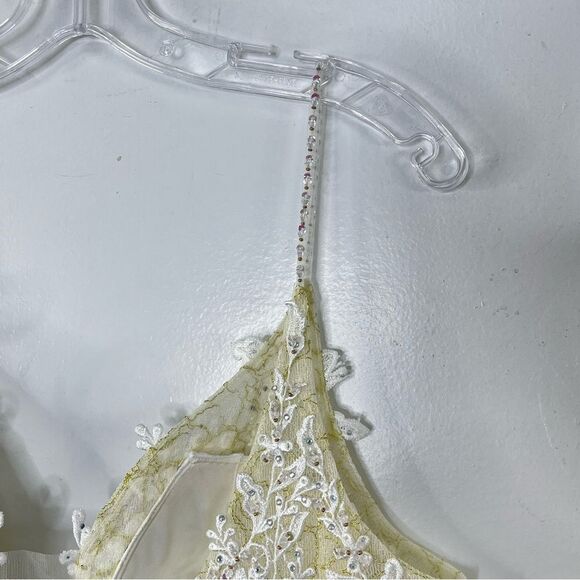 Mac Duggal 79341 Floral Appliqués Sleeveless Plunge Neck Trumpet Gown, Size 12 - Picture 10 of 13